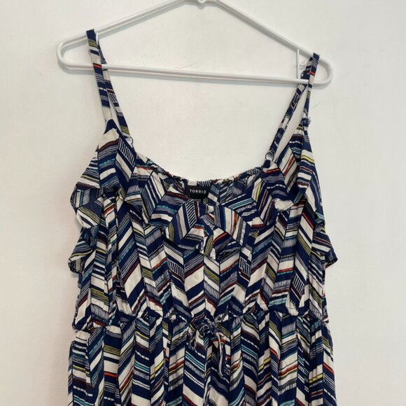 TORRID 3 Plus Size Chevron Print Challis Ruffle Babydoll Top Blue White Boho 3X - Picture 4 of 16